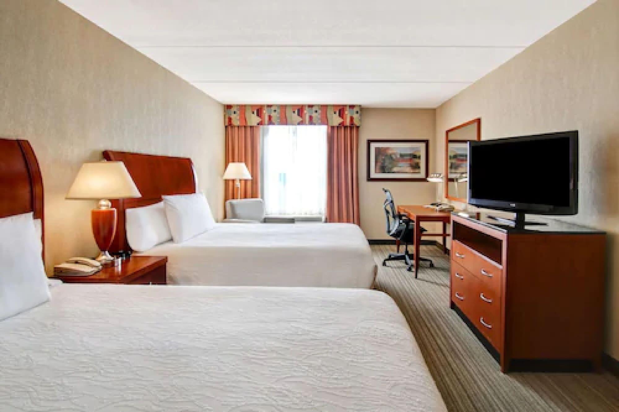 Hilton Garden Inn Toronto/Burlington Buitenkant foto