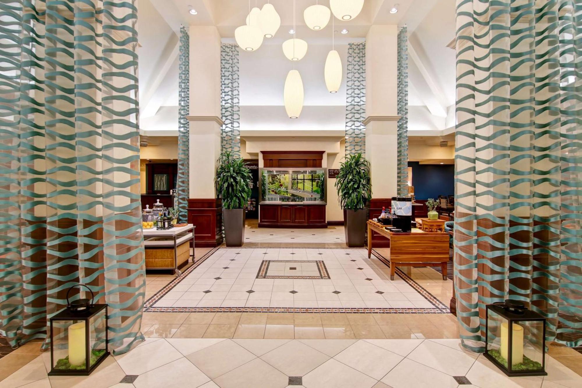 Hilton Garden Inn Toronto/Burlington Buitenkant foto