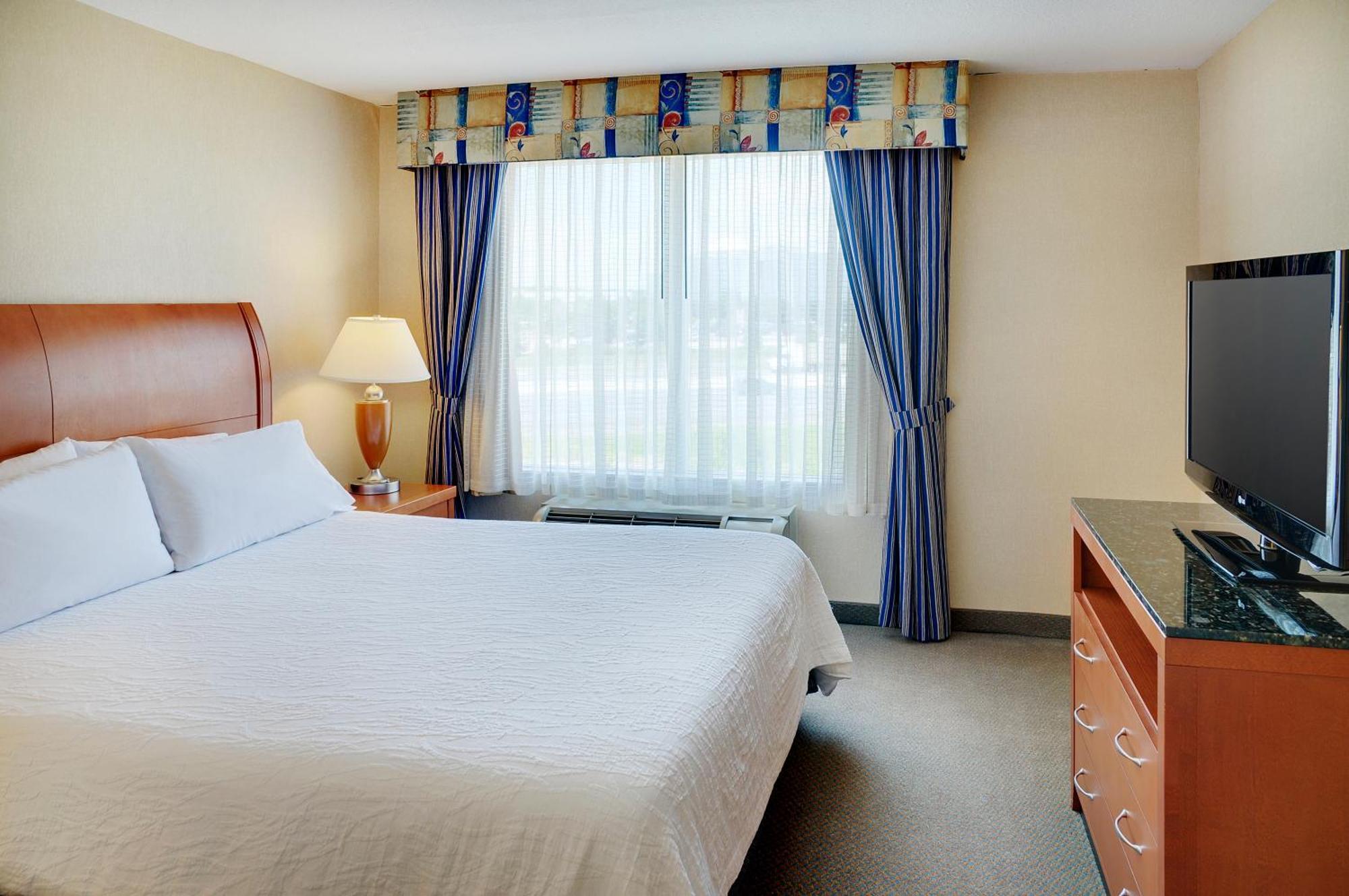 Hilton Garden Inn Toronto/Burlington Buitenkant foto