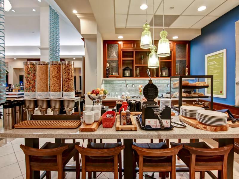 Hilton Garden Inn Toronto/Burlington Buitenkant foto
